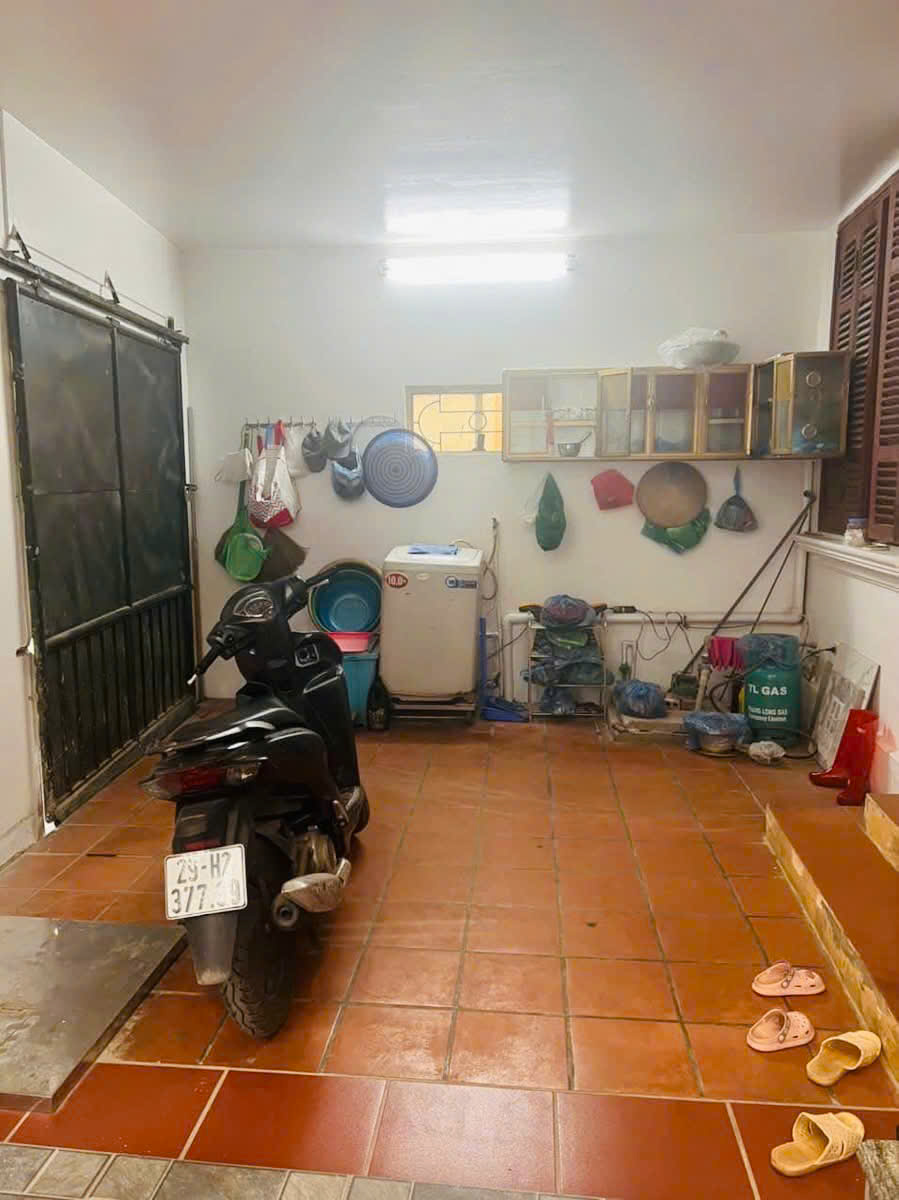 Cho thuê nhà Phố Tam Trinh, ô tô qua nhà, 75m2 x 2 tầng, 2 ngủ, 7 Triệu - Ảnh chính